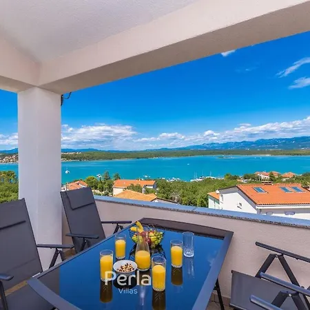 Gia With Heated Pool And Ocean View 4* Klimno