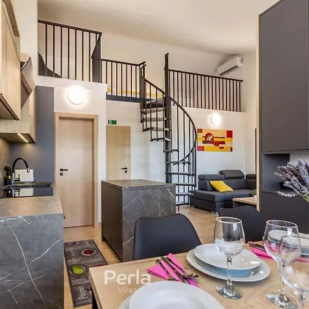 Gia With Heated Pool And Ocean View 4* Klimno