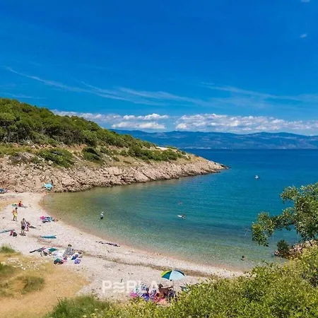 Gia With Heated Pool And Ocean View 4*
